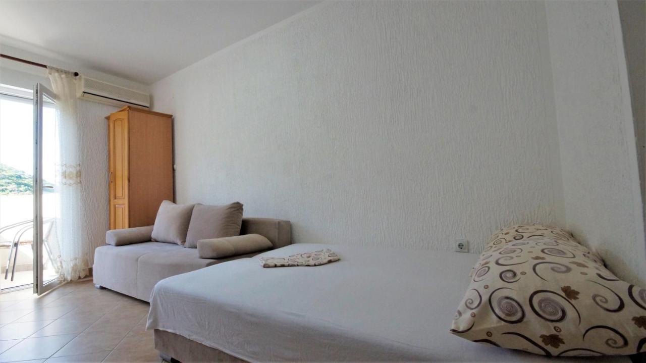 Apartment Mm Budva